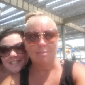 Meet your Posher, Angie